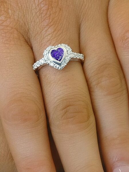 CherishKeepsakes DanielleHeartCZRing()