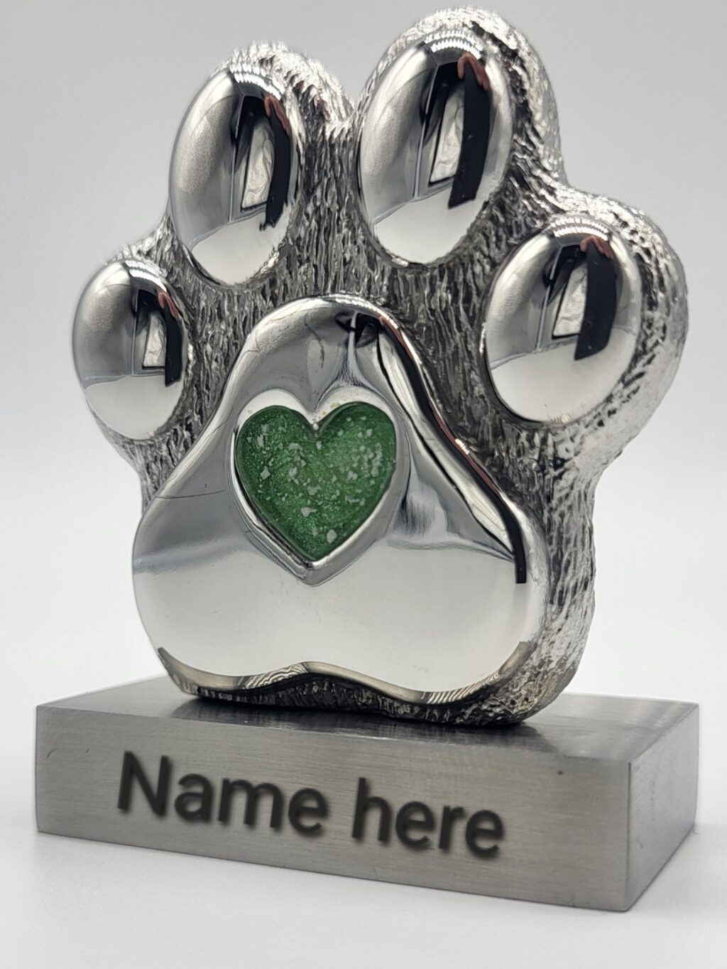 CherishKeepsakes PawOrnament()